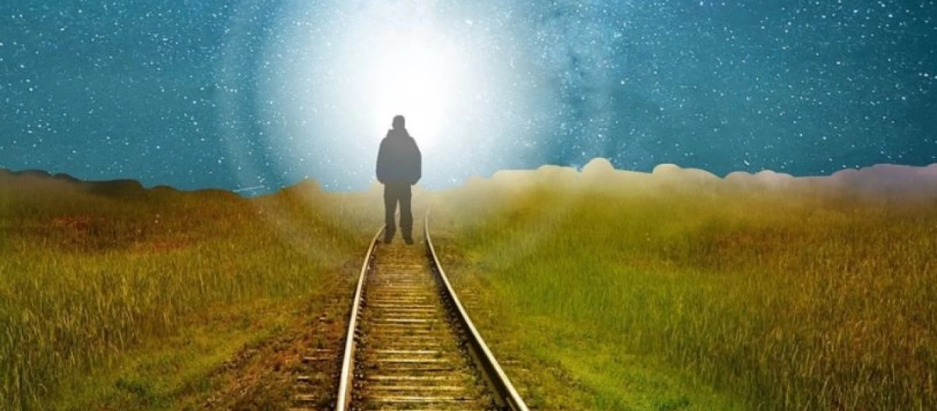 Η πιο τρελή θεωρία για τη μετά θάνατον ζωή: «Και αν το φως είναι του νοσοκομείου...»